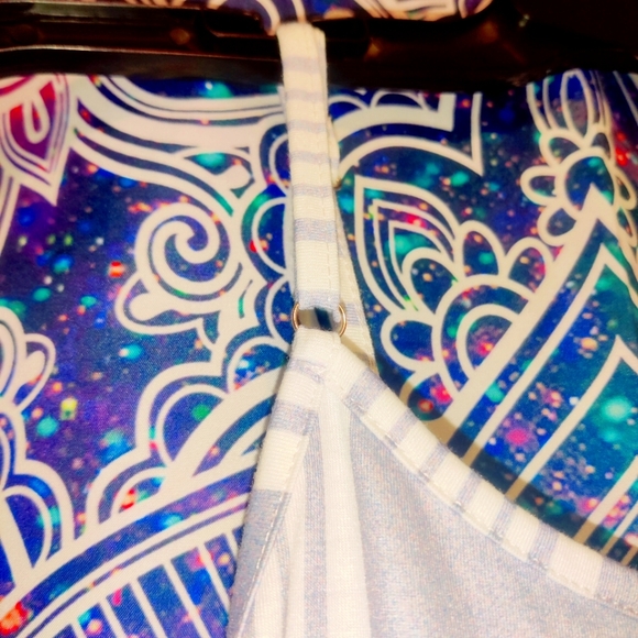 Boutique Women's Drape Tank Blue & White Stripe Sz. XL - Picture 4 of 6